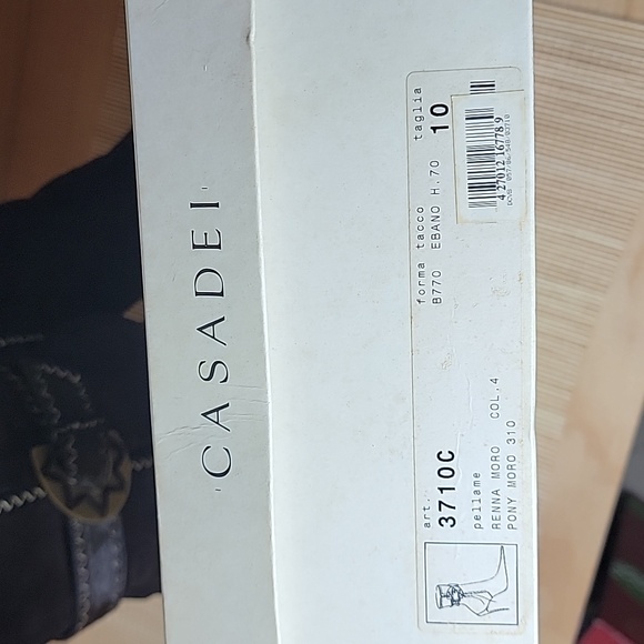 Casadei sz10 Suede Zip Boots with Pony Hair Buckle - Picture 3 of 13